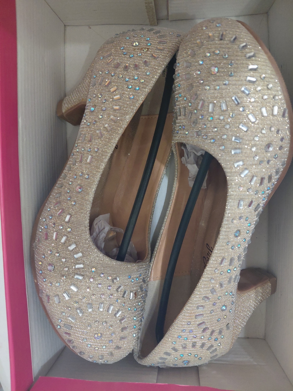NIB. Crystal Embellished Champagne Low Heel Pumps for Girls SZ 2